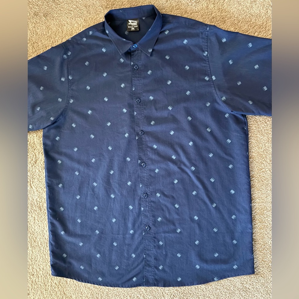 IN-N-OUT Burger Blue Double Double Button Down Shirt Men’s Size 2XL